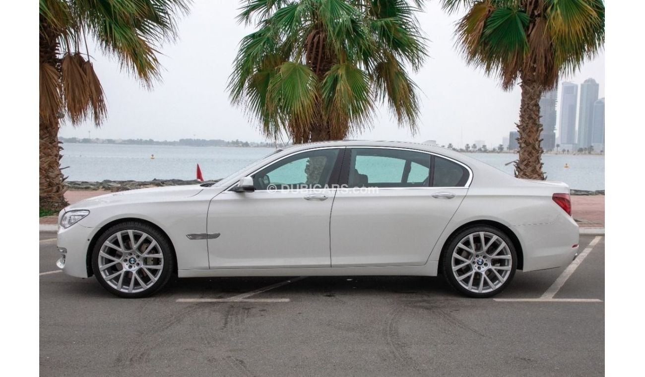 بي أم دبليو 740Li بي أم دبليو 740 Li خليجي 6 سلندر كامل المواصفات