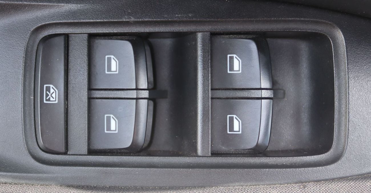 MG ZS Std 1.5L MG ZS 2022 model - GCC, in excellent condition, accident-free, with a 1.6L- 76,000 km. Pric