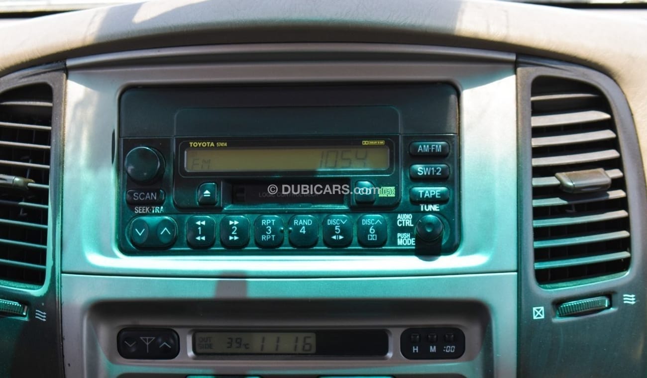 Toyota Land Cruiser GXR V6