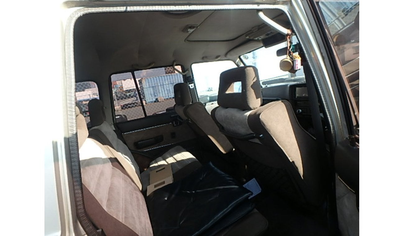 Toyota Land Cruiser 70 USED RHD TOYOTA LAND CRUISER 1989/VX/HJ61V LOT # 511