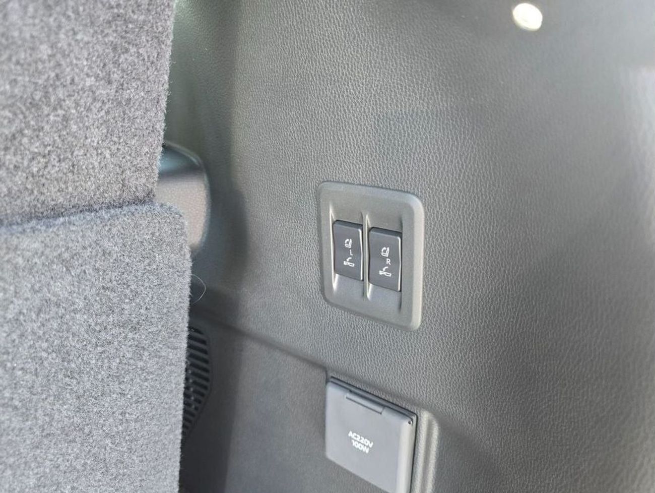 تويوتا برادو ADV 1st Edition 2.4T First Edition 2.4T European Spec Dual Tone Color