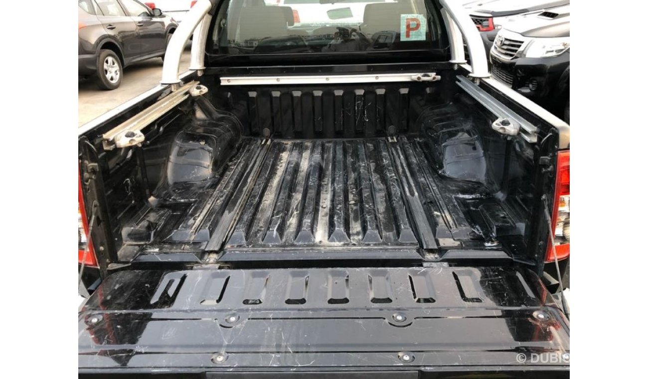 Nissan Navara diesel manual gear 2.3 litter clean car Right Hand Drive contact us for best price