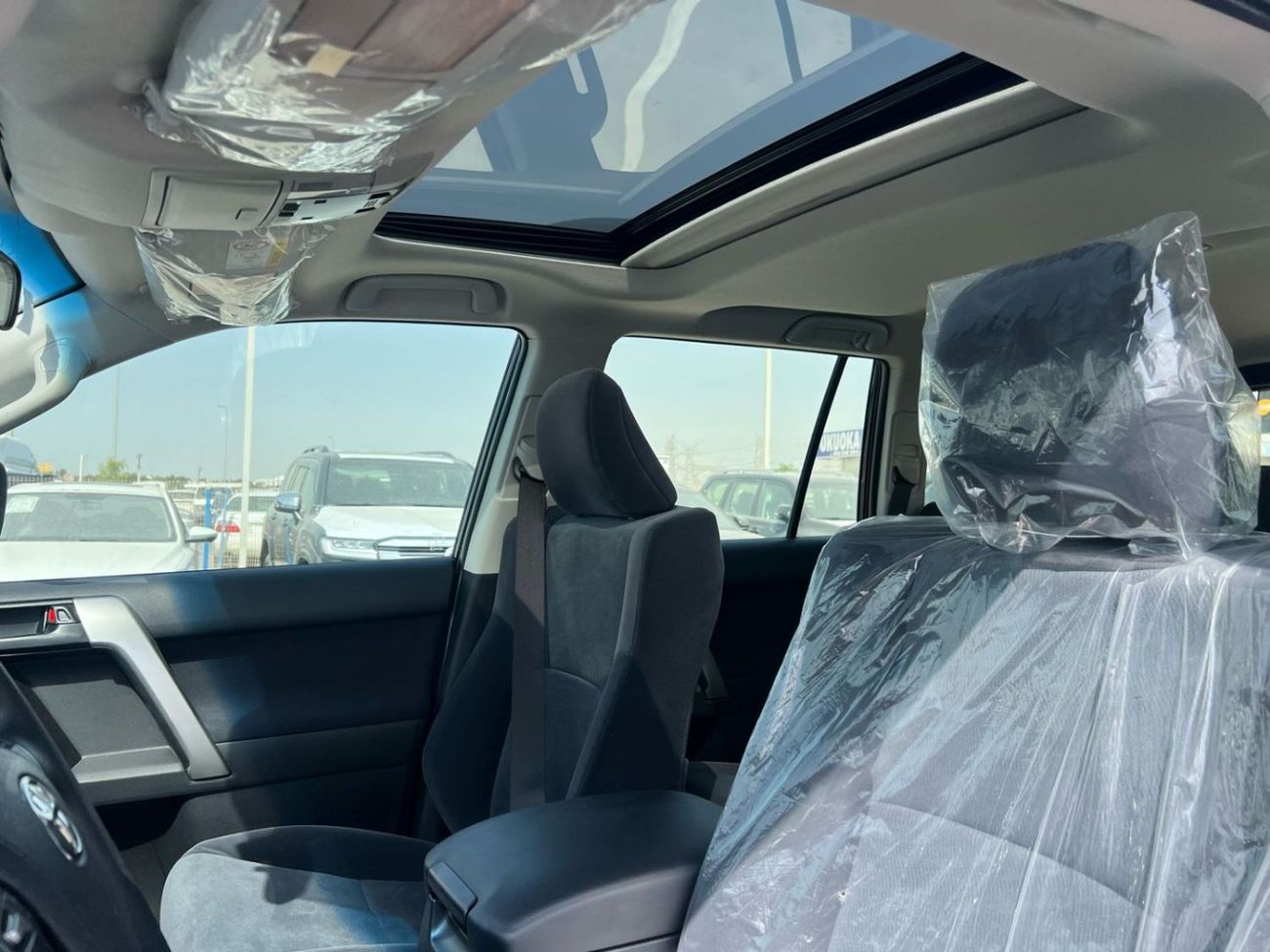 تويوتا برادو TX 2.7L TOYOTA PRADO 250 TX 2.7P AT  2023