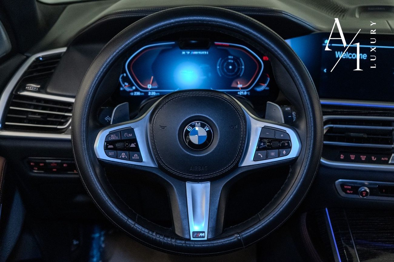 بي أم دبليو X7 M50i 4.4L (530 HP) 2022 BMW X7, Comes with Warranty, Service Contract Full Service History, GCC Spec