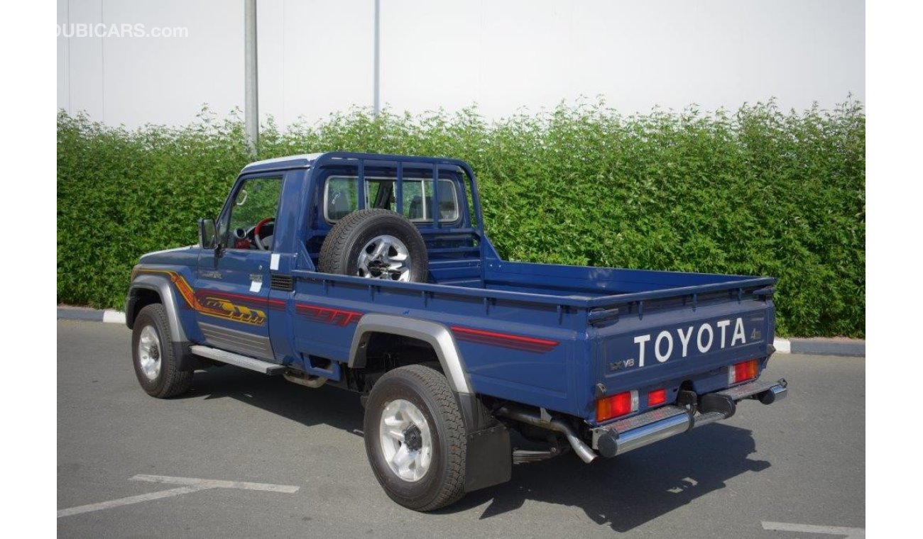 Toyota Land Cruiser Pick Up 79 SINGLE CABIN PICKUP DLX LX V8 4.5L DIESEL MANUAL TRANSMISSION