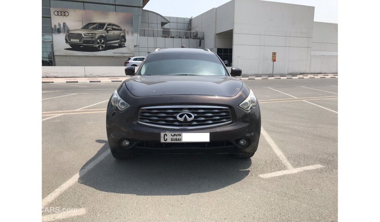 Infiniti FX35 FULL OPTION , MINT CONDITION