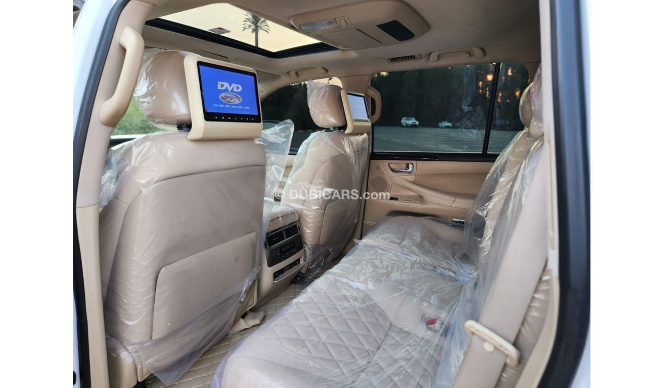 Lexus LX 570 facelifted