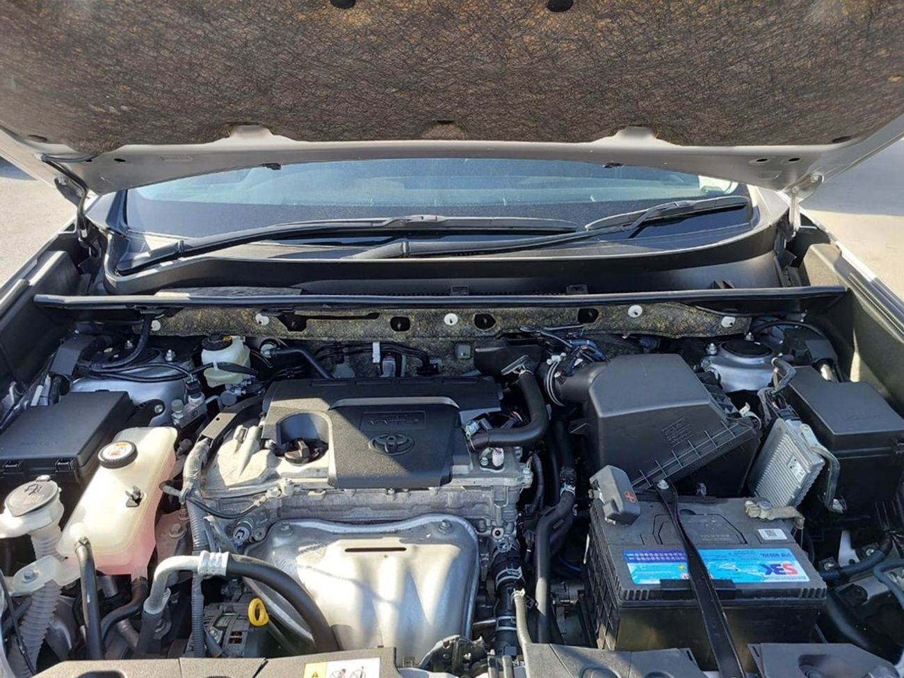 تويوتا راف ٤ TOYOTA RAV4 SUV RHD 2016 MODEL 2.5 L PETROL AUTOMATIC(PM97905)