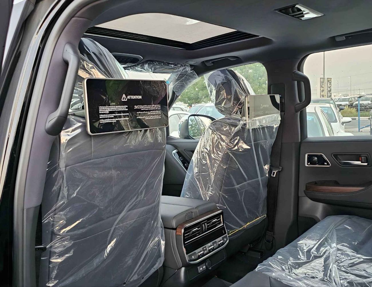 Toyota Land Cruiser VX TWIN TURBO / 3.5L V6 PETROL/ FRONT & REAR CAMERA / BIG DVD / FULL OPTION (CODE # VX)