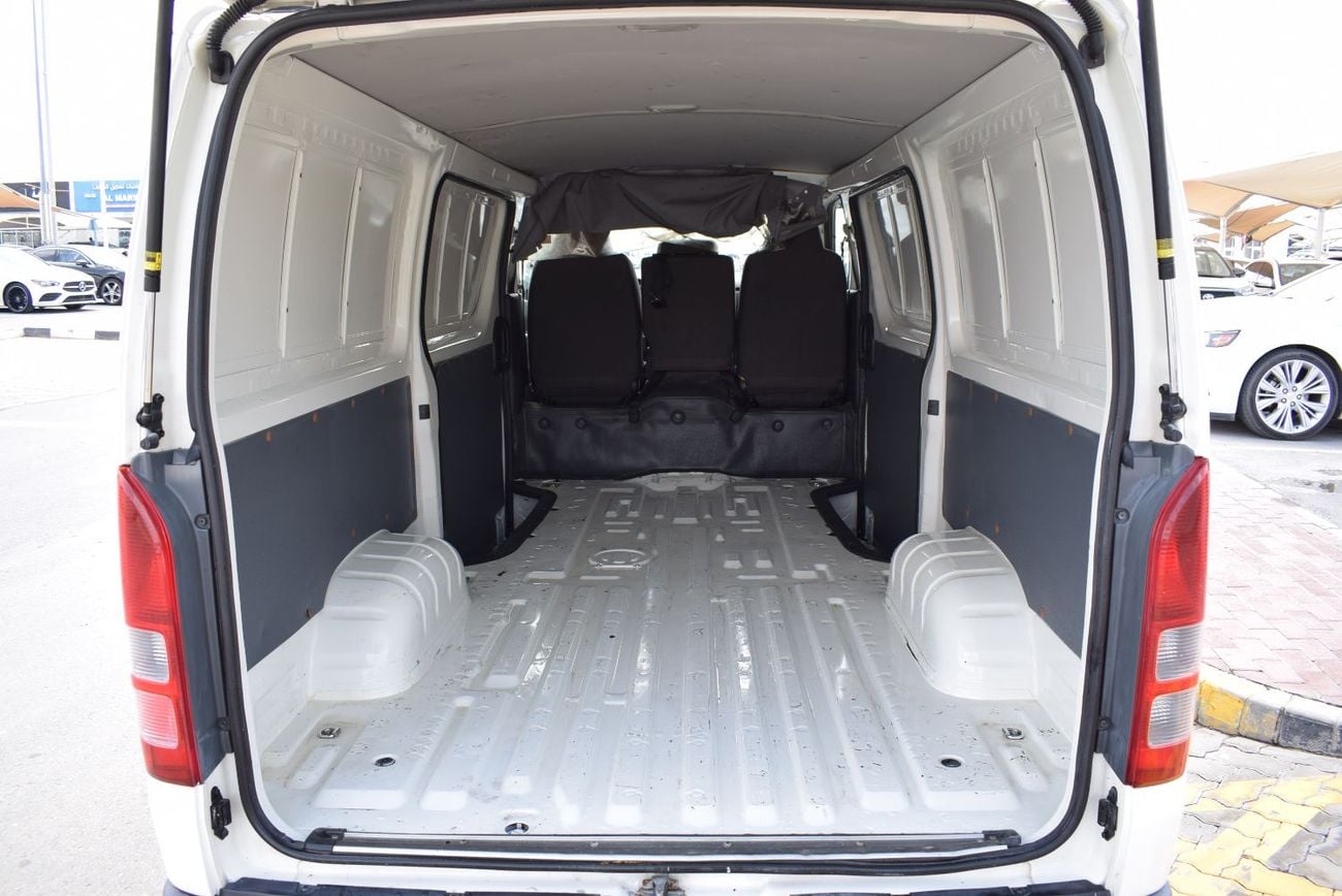 تويوتا هاياس GL -Standard Roof  Panal Van 2.7L