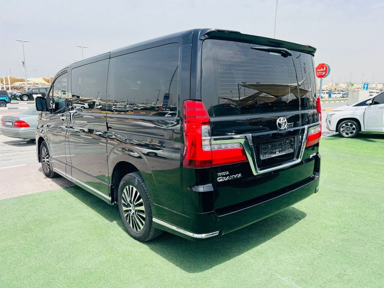 Toyota Granvia TOYOTA GRANVIA 2020 3.5L Premium/V6