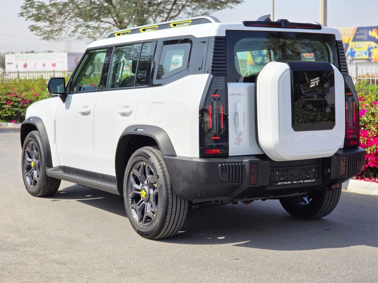 Jetour T2 i-DM 2025 GCC ELITE CARS 10 YEARS AGENCY WARRANTY & SERVICE CONTRACT IN MINT CONDITION