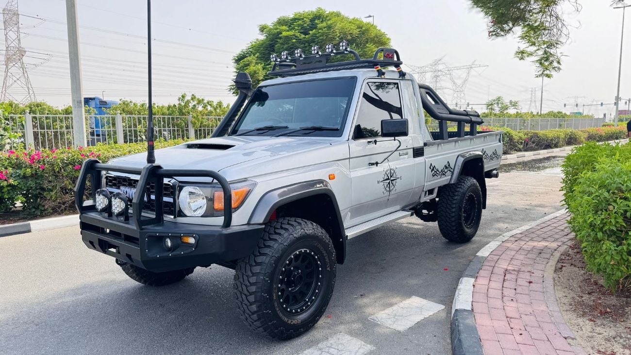 Toyota Land Cruiser SINGLE CABIN | 4.5L DIESEL ENGINE | 4WD | RHD | MANUAL TRANSMISSION | 2016