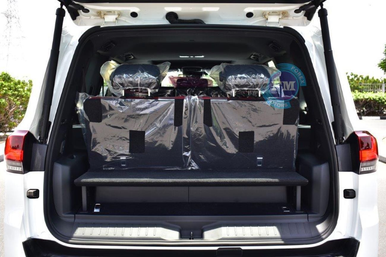 تويوتا لاند كروزر 300 V6 3.5L GR Sport Hybrid 7 Seat Automatic