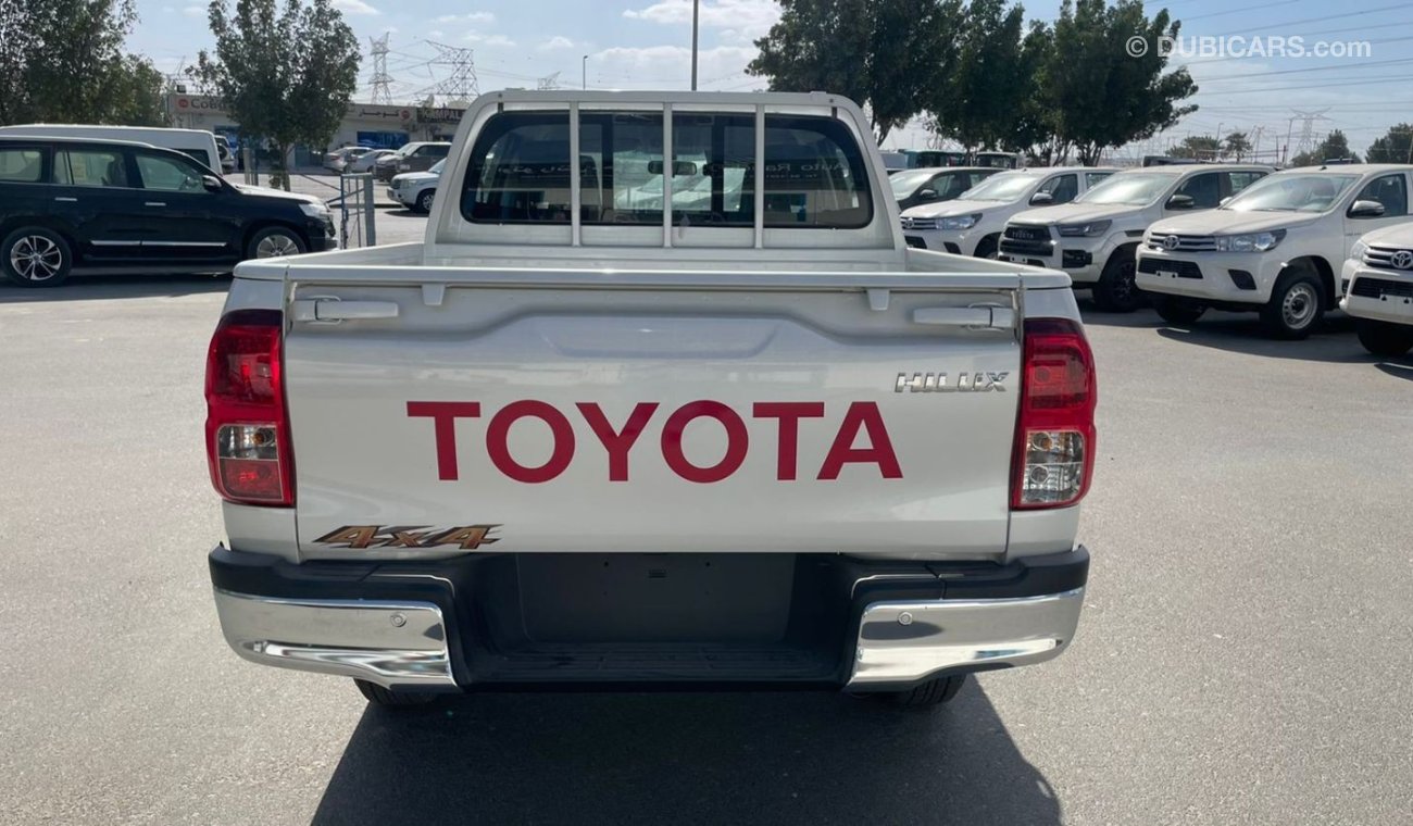 تويوتا هيلوكس 2022 Toyota Hilux 2.4L Diesel Manual with Power windows Brand New Few Units Only