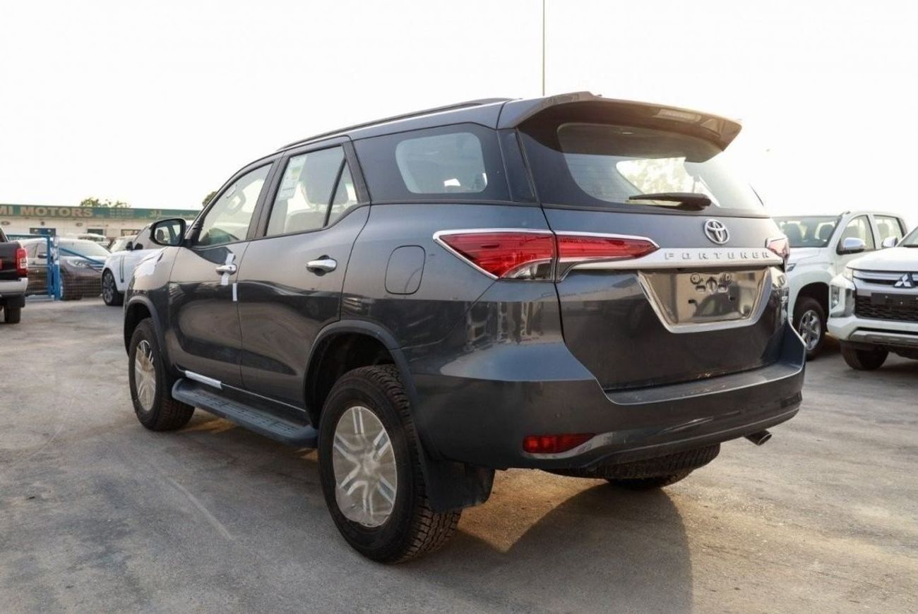 Toyota Fortuner Toyota Fortuner SR5 2.7L petrol 7Seats 4WD full option 2024