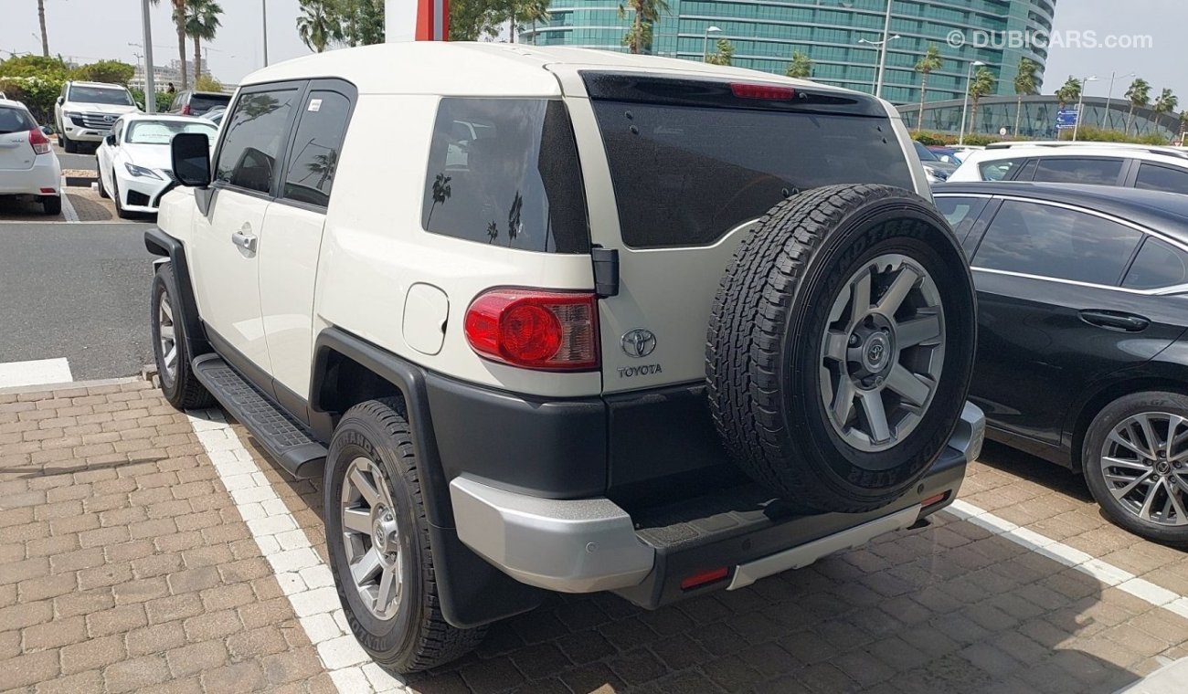 Toyota FJ Cruiser GXR 4 | Zero Down Payment | Free Home Test Drive