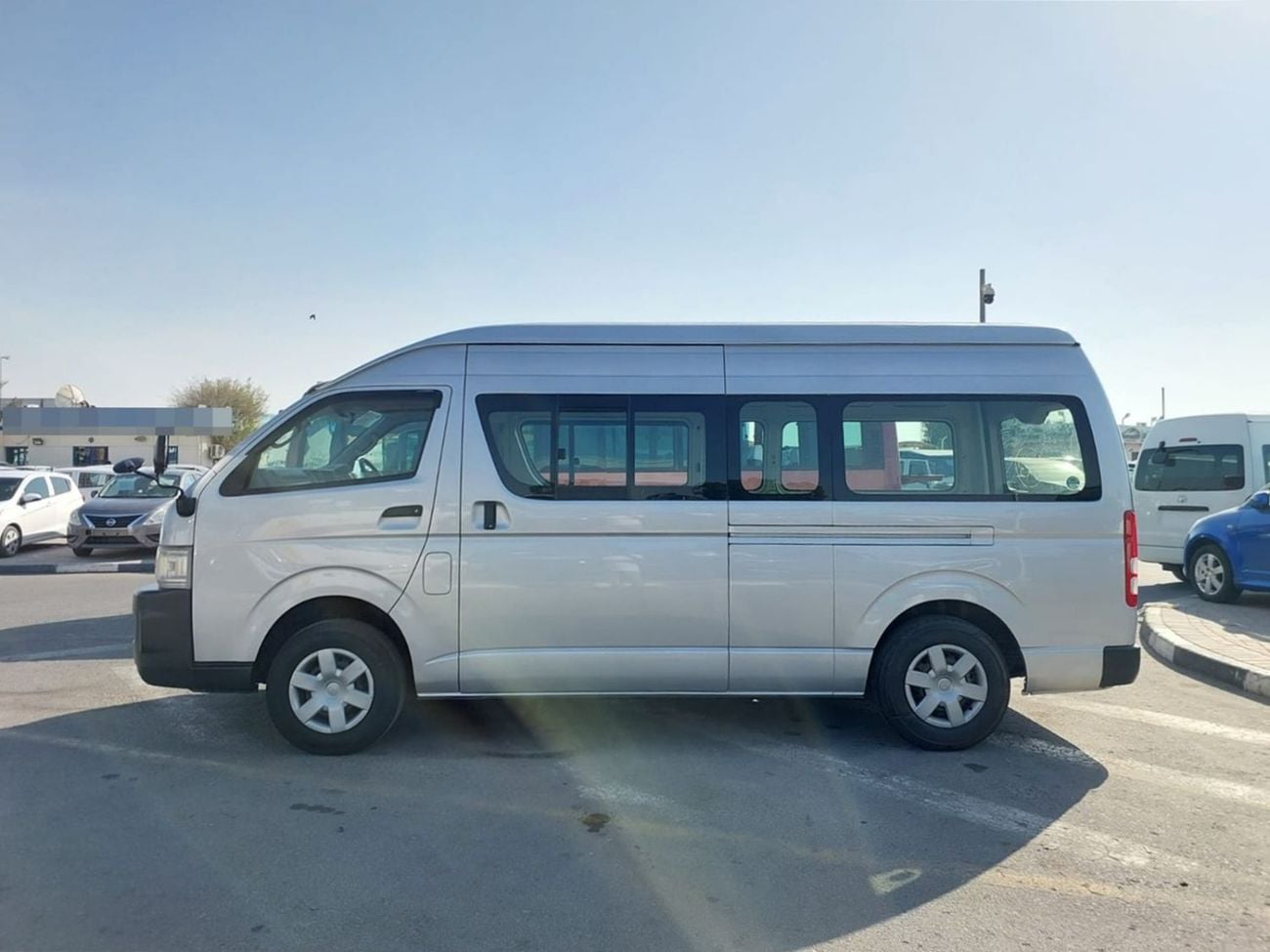 Toyota Hiace (RAMADAN OFFER) TOYOTA HIACE VAN RHD 2006 MODEL 2.5 L DIESEL AUTOMATIC(PM03353)