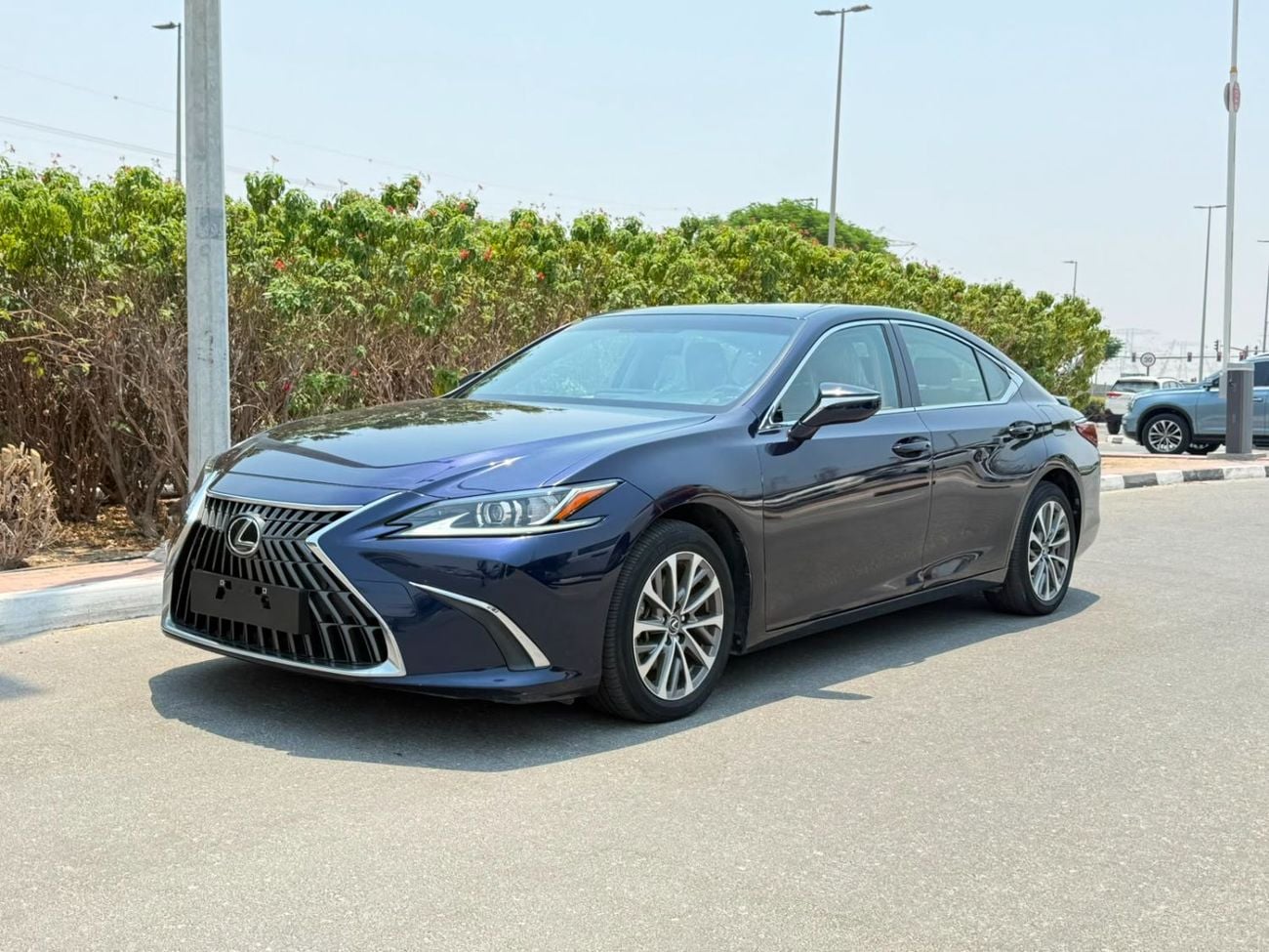 Lexus ES300h LEXUS ES 300 Hybrid 2.5L Premier Option 2023 Model