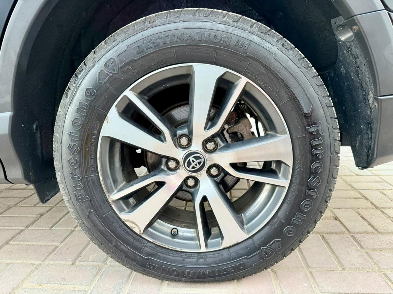 Toyota RAV4 2018 Toyota Rav4 XLE  ADVENTURE 4x4 AWD Full Option