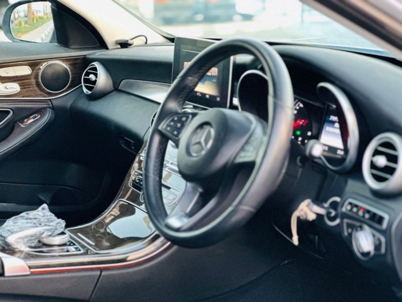 Mercedes-Benz C 200 Right hand drive