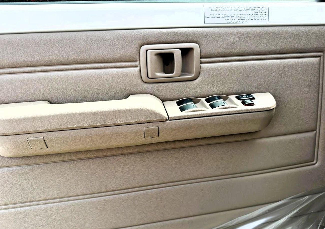 Toyota Land Cruiser Pick Up Toyota LC Pickup 4WD 2.8L 2025 AT DC White Diesel (Export Only)