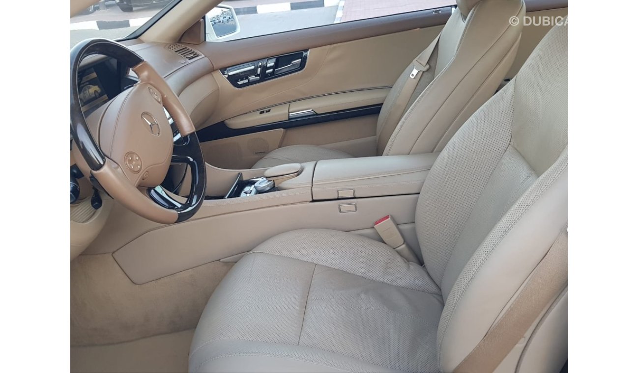 مرسيدس بنز CL 500 موديل 2010 خليجي حاله ممتازه من الداخل والخارج فل اوبشن نيت فيجن وردار جلد وفتحه ومثبت وكاميرا خلفيه