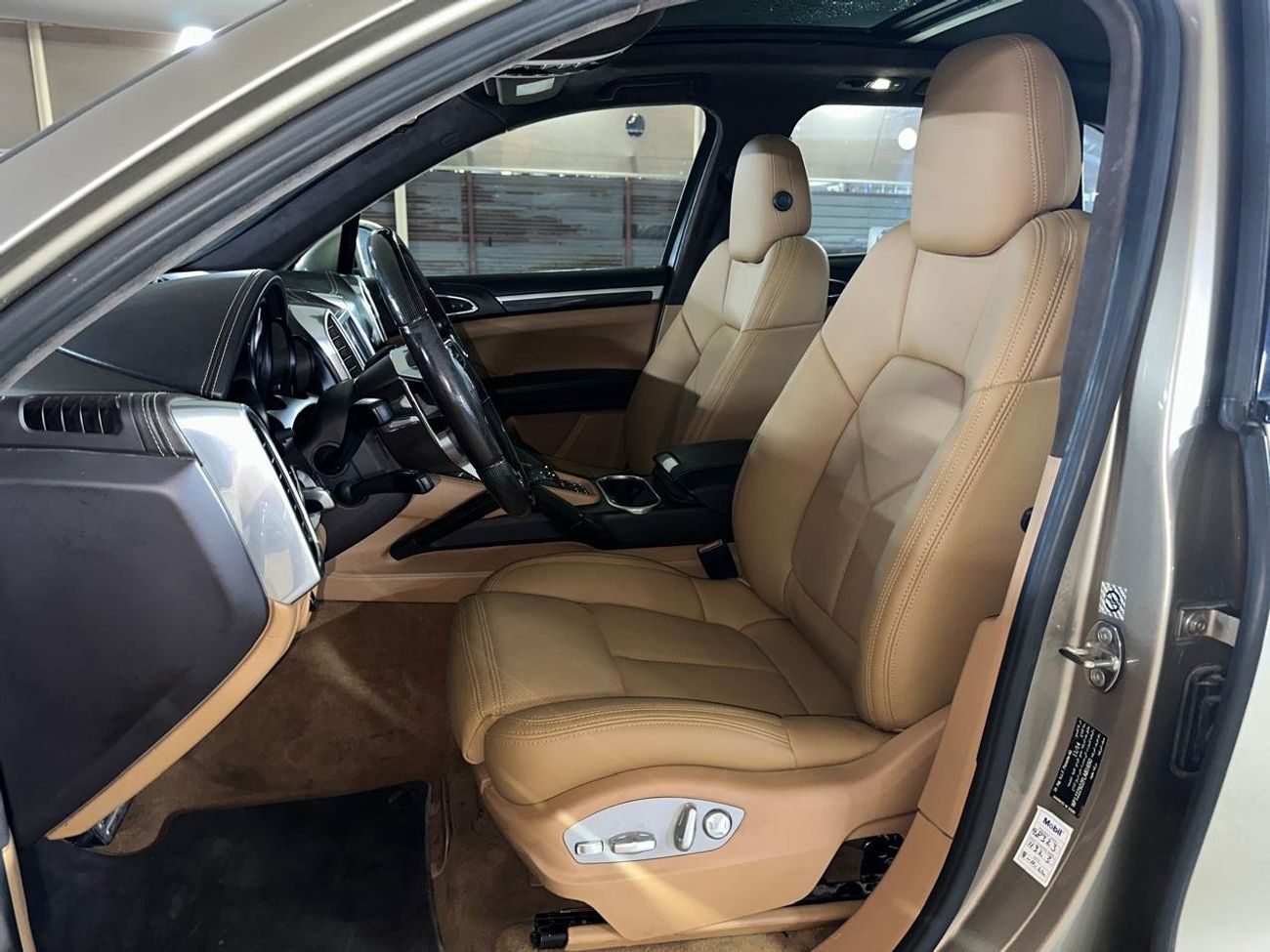 بورش كايان Turbo 4.8L (520 HP) 2015 | LED PDLS HEADLIGHTS | 21 INCH ALLOY WHEELS | PANORAMIC ROOF | FULLY LOADE