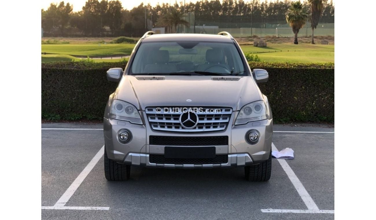 Mercedes-Benz ML 350 MODEL 2009 GCC CAR PREFECT CONDITION INSIDE AND OUTSIDE FULL OPTION