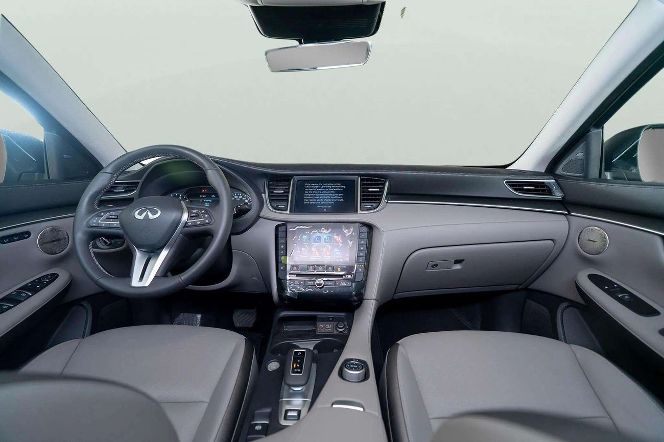 إنفينيتي QX50 LUXE 2.0