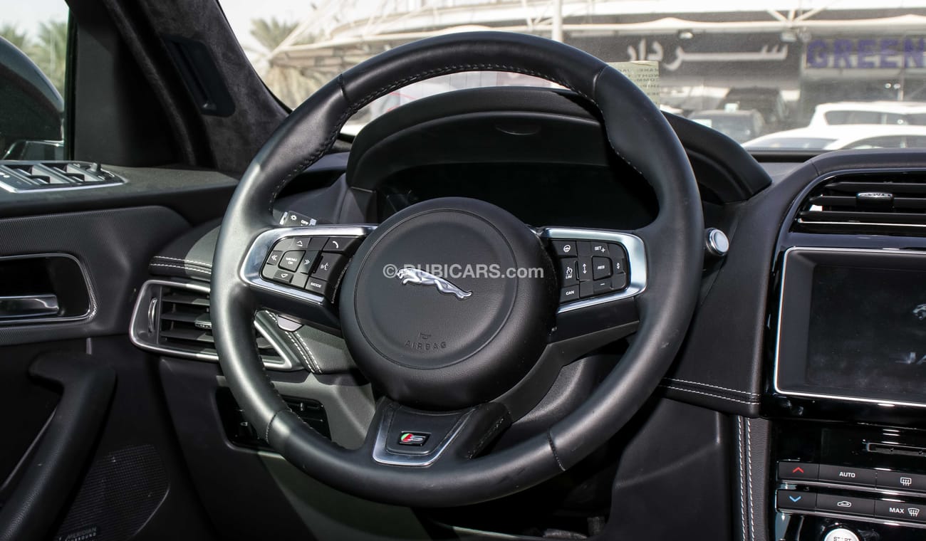 Jaguar F Pace S AWD