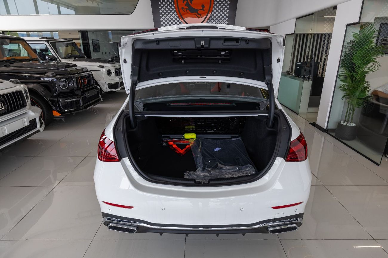 Mercedes-Benz C 200 MERCEDES BENZ C200L SPORT 1.5T FULL OPTION MODEL 2025