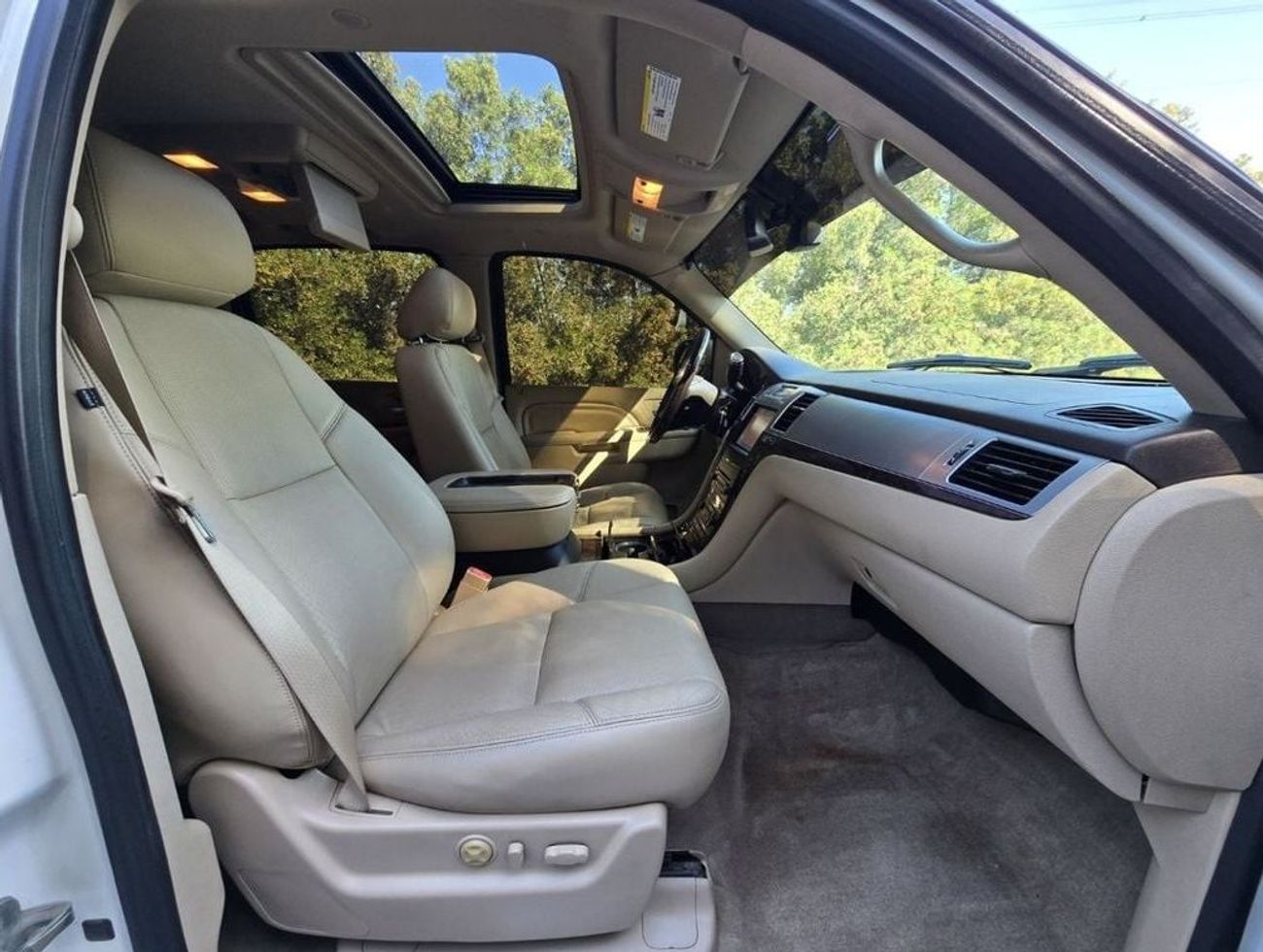 Cadillac Escalade EXT 6.2L SUV CADILLAC ESCALADE 2013 GCC PICK UP GOOD CONDITION INSIDE OUT SIDE