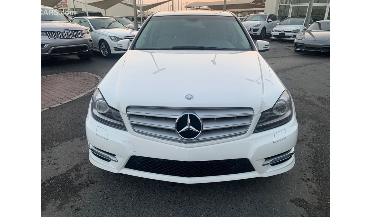 Mercedes-Benz C 300 Mercedes C300_2014_Excellent_Condition _Full option