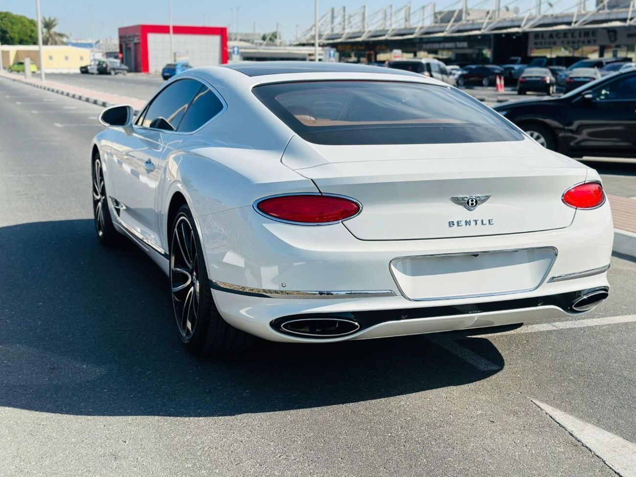 Bentley Continental GT 6.0L W12 (626 HP)