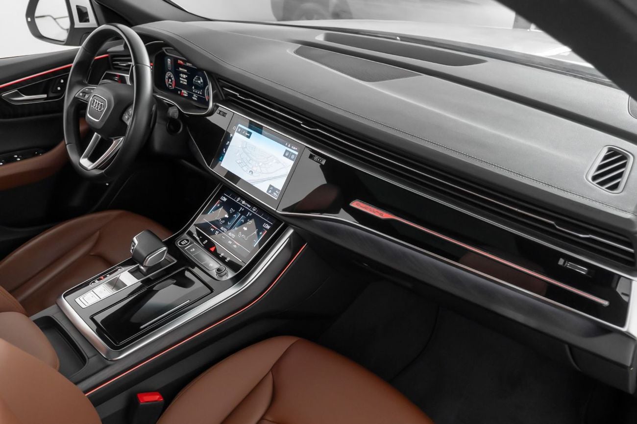 Audi Q8 55 TFSI S-LINE LUXURY 55 TFSI quattro (340 HP) 55TFSi (335 HP)
