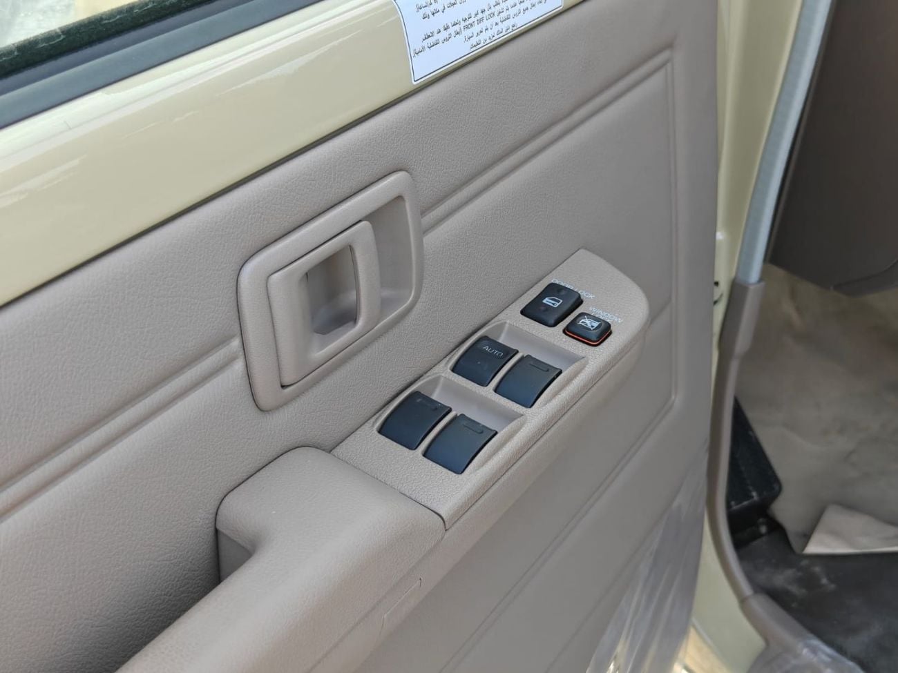 تويوتا لاند كروزر بيك آب 2026 TOYOTA LC 79 PICKUP 4L PETROL DOUBLE CABIN AT