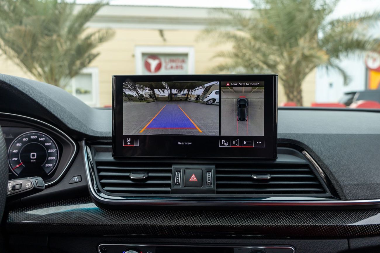 Audi SQ5 TFSI quattro 3.0L  TFSI quattro 3.0L