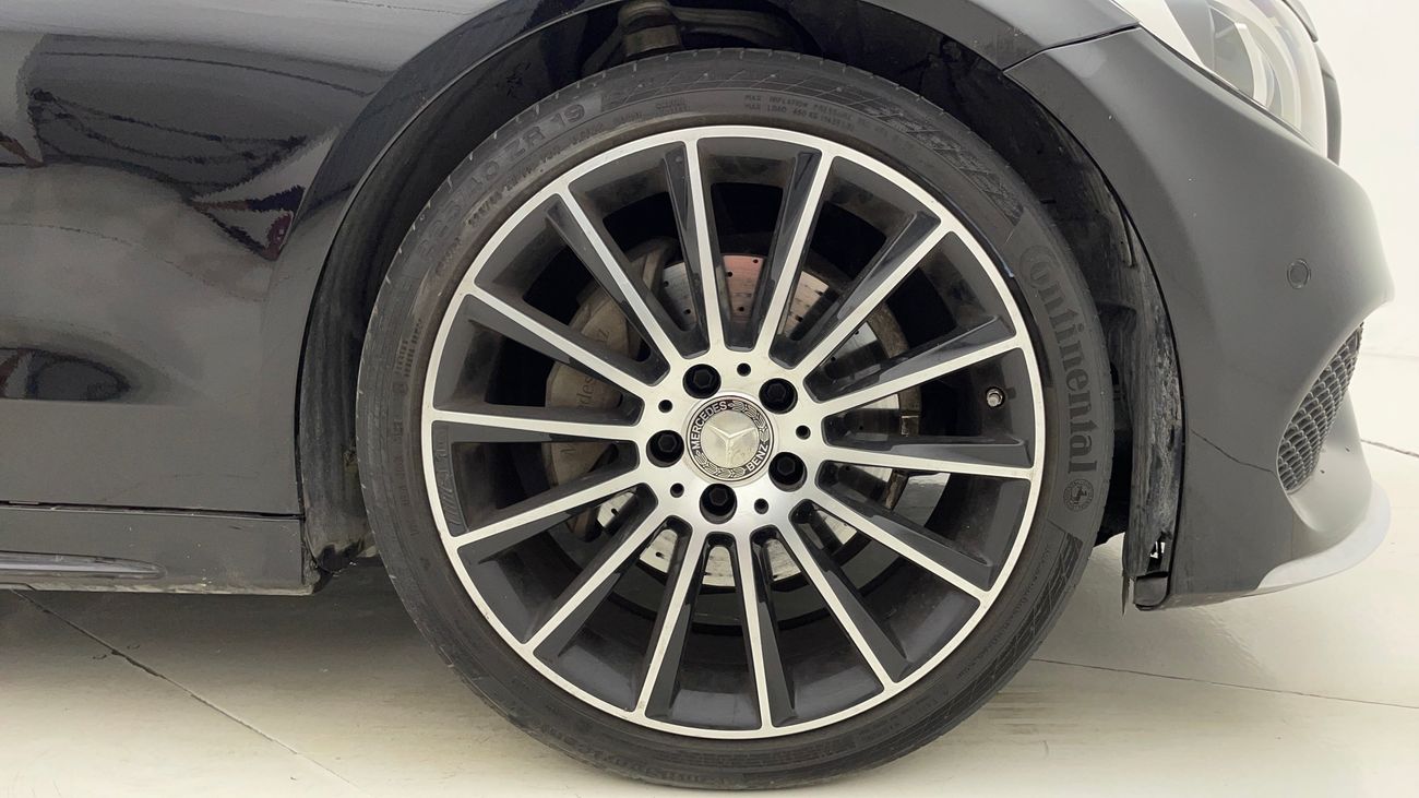 Mercedes-Benz C 200 AMG PACK 2 | Zero Down Payment | Home Test Drive