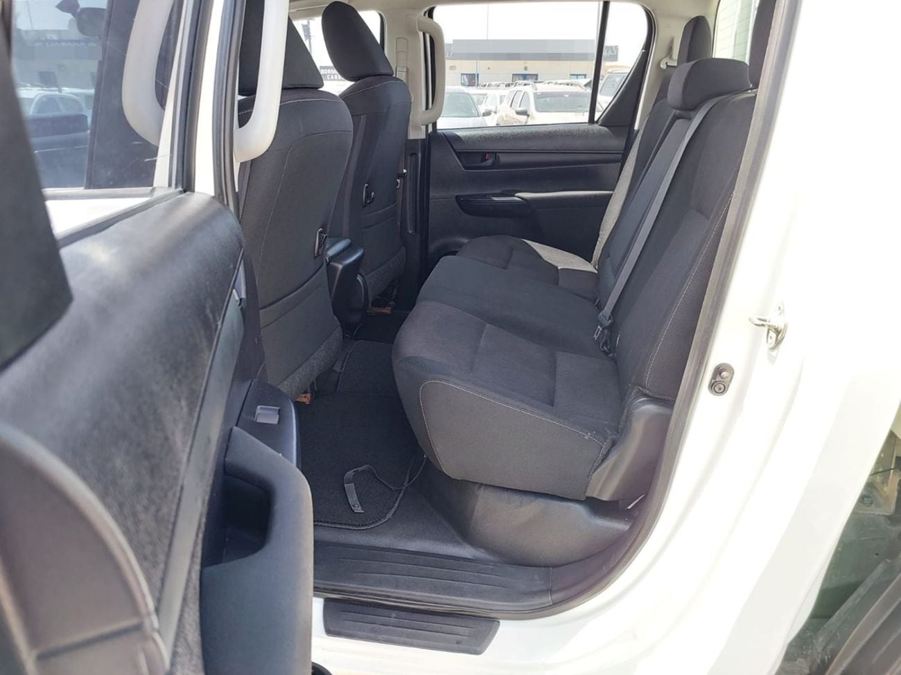 Toyota Hilux DLS TOYOTA HILUX PICKUP RHD 2018 MODEL 2.8 L DIESEL AUTOMATIC(PM16990)