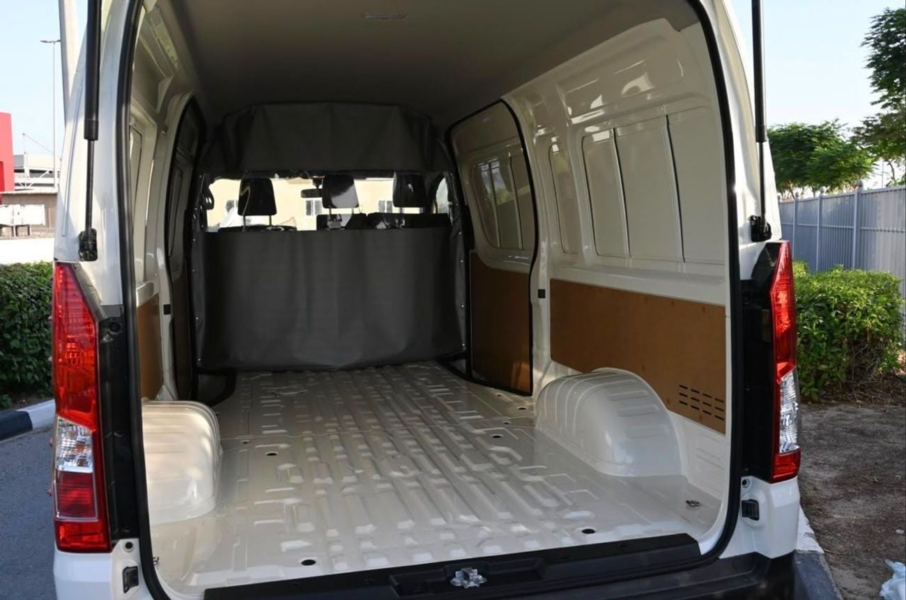 Toyota Hiace DX CARGO
