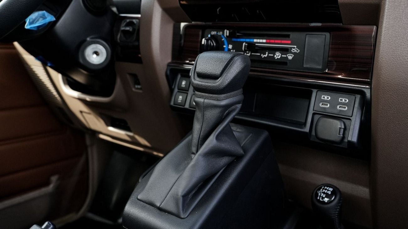 Toyota Land Cruiser Pick Up Single Cab 4.0 A/T 2025 MY EXPORT ONLY