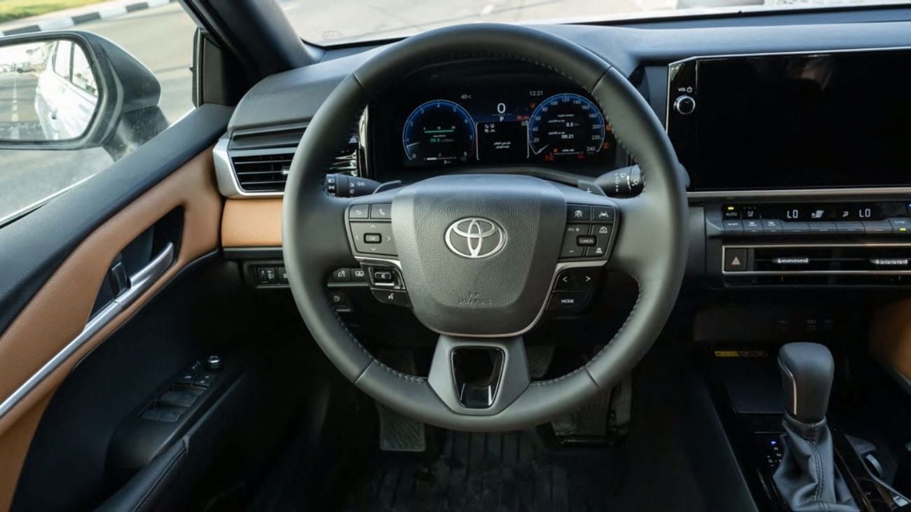 تويوتا كامري GLE HEV TOYOTA CAMRY 2.5 GLE -2025YM