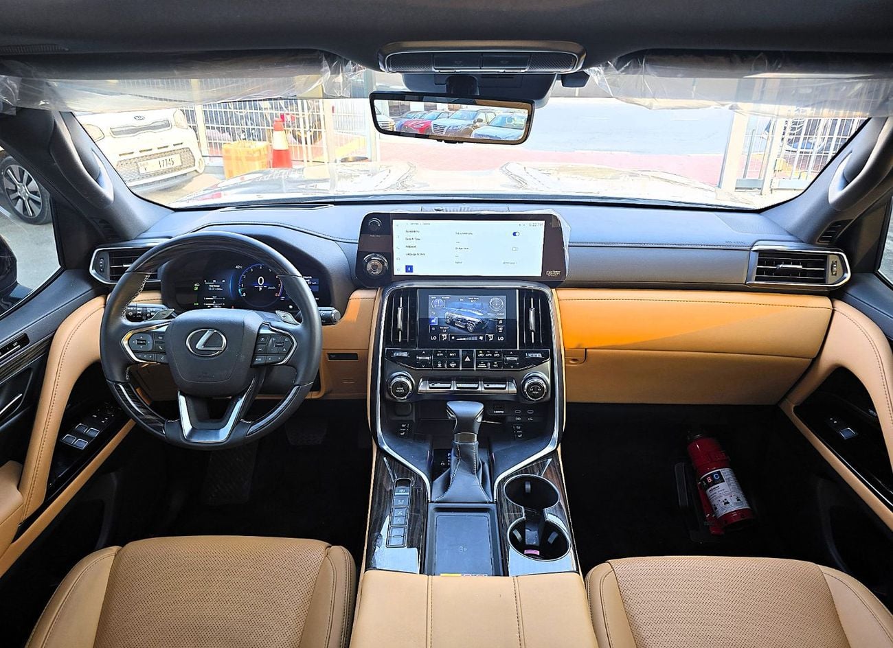 لكزس LX 600 SIGNATURE