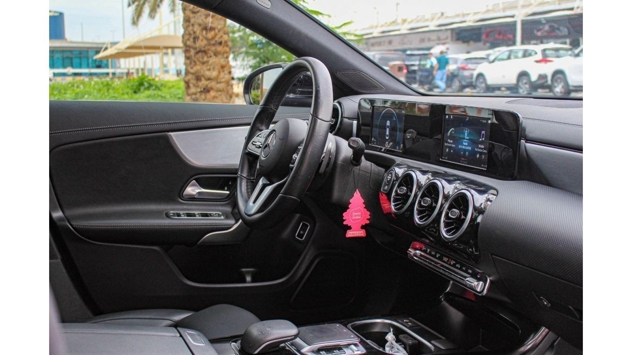 Mercedes-Benz CLA 250 Std MERCEDES-BENZ CLA250 4MATIC