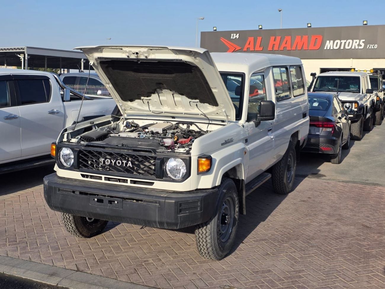 Toyota Land Cruiser DLX Diesel 2.8 liter ,Automatic gear ,Manual  Windows ,Left Hand Drive