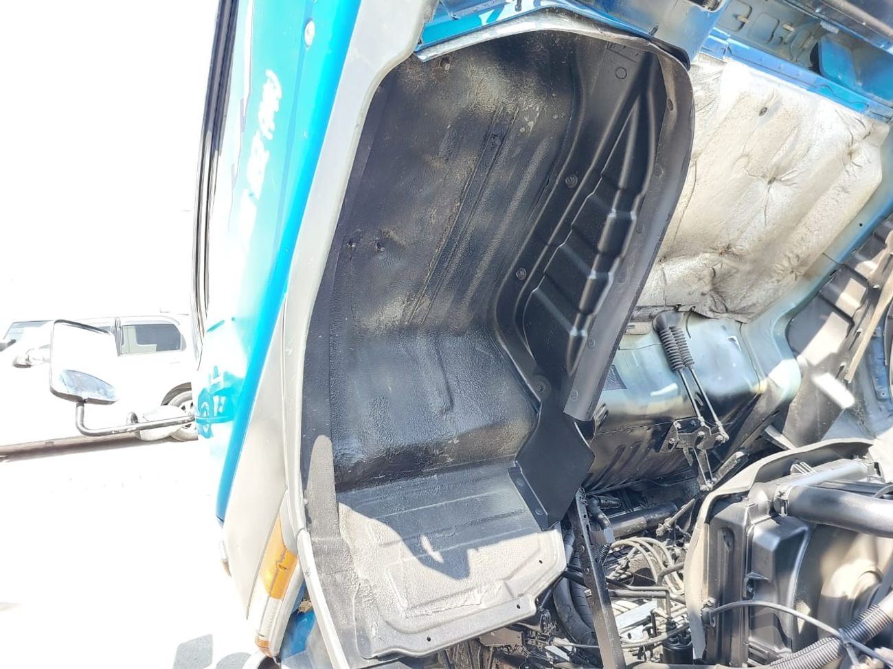 ميتسوبيشي فوسو كانتير MITSUBISHI CANTER TRUCK RHD 1997  MODEL 4.5 L DIESEL MANUAL(PM23164)