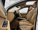 Porsche Macan Turbo 3.6L 2014 Porsche Macan Turbo, Service History, Full Options, Excellent Condition, GCC