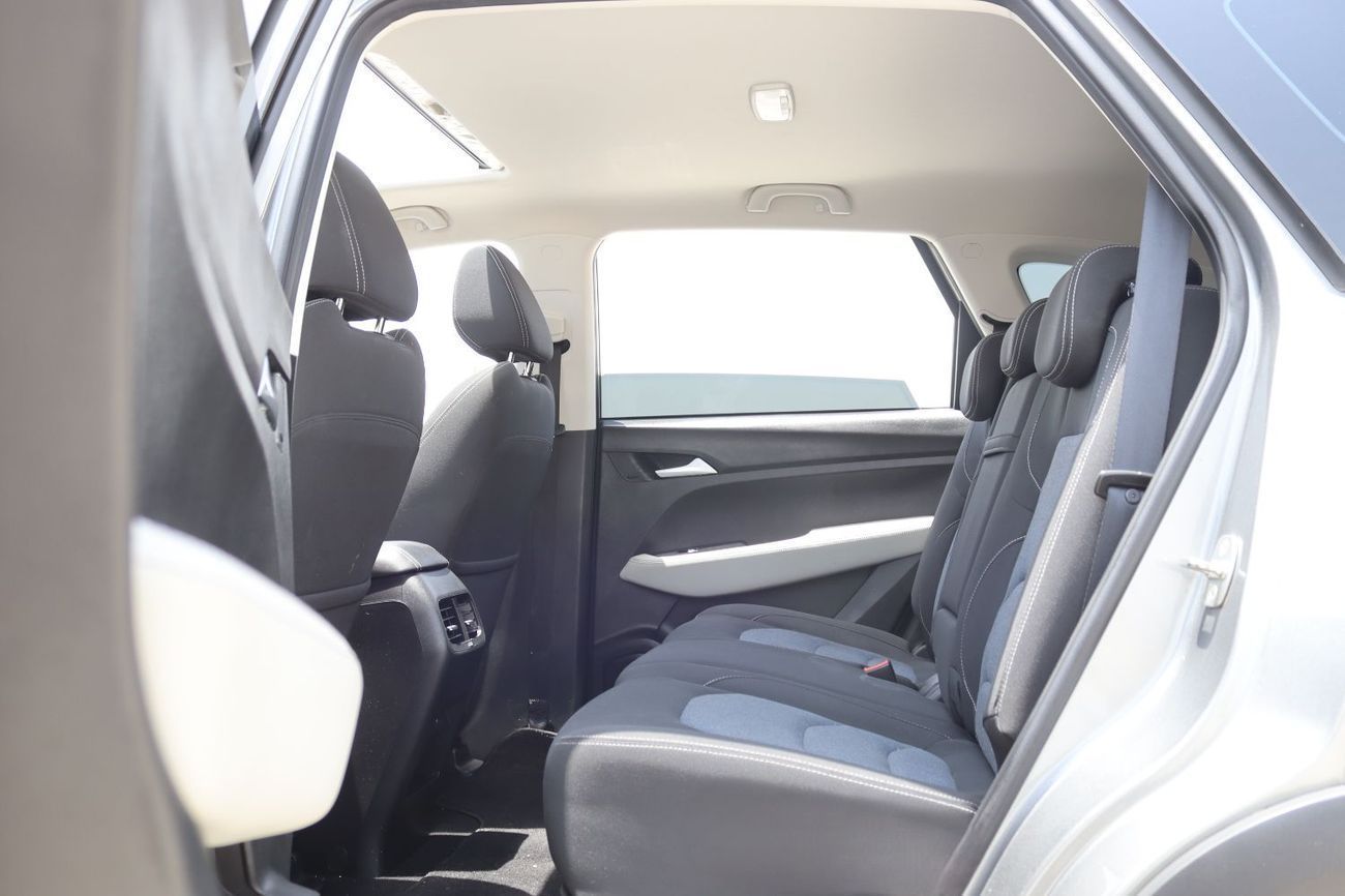 Chevrolet Captiva Premier 1.5L (150 HP) (7 Seater) (5 Door) Chevrolet Captiva Premier 2023 model, GCC specifications, 