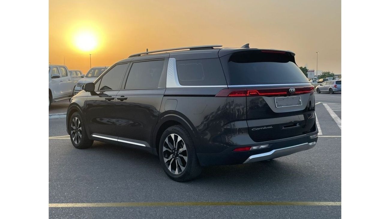 Kia Carnival 2021 Kia Carnival Exclusive Diesel Korean Specs Orignal Paint - 360* CAM - Panoramic View - 9 seater